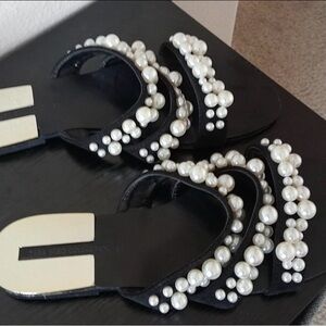 Black Pearl-Embellished Slide Sandals - Black